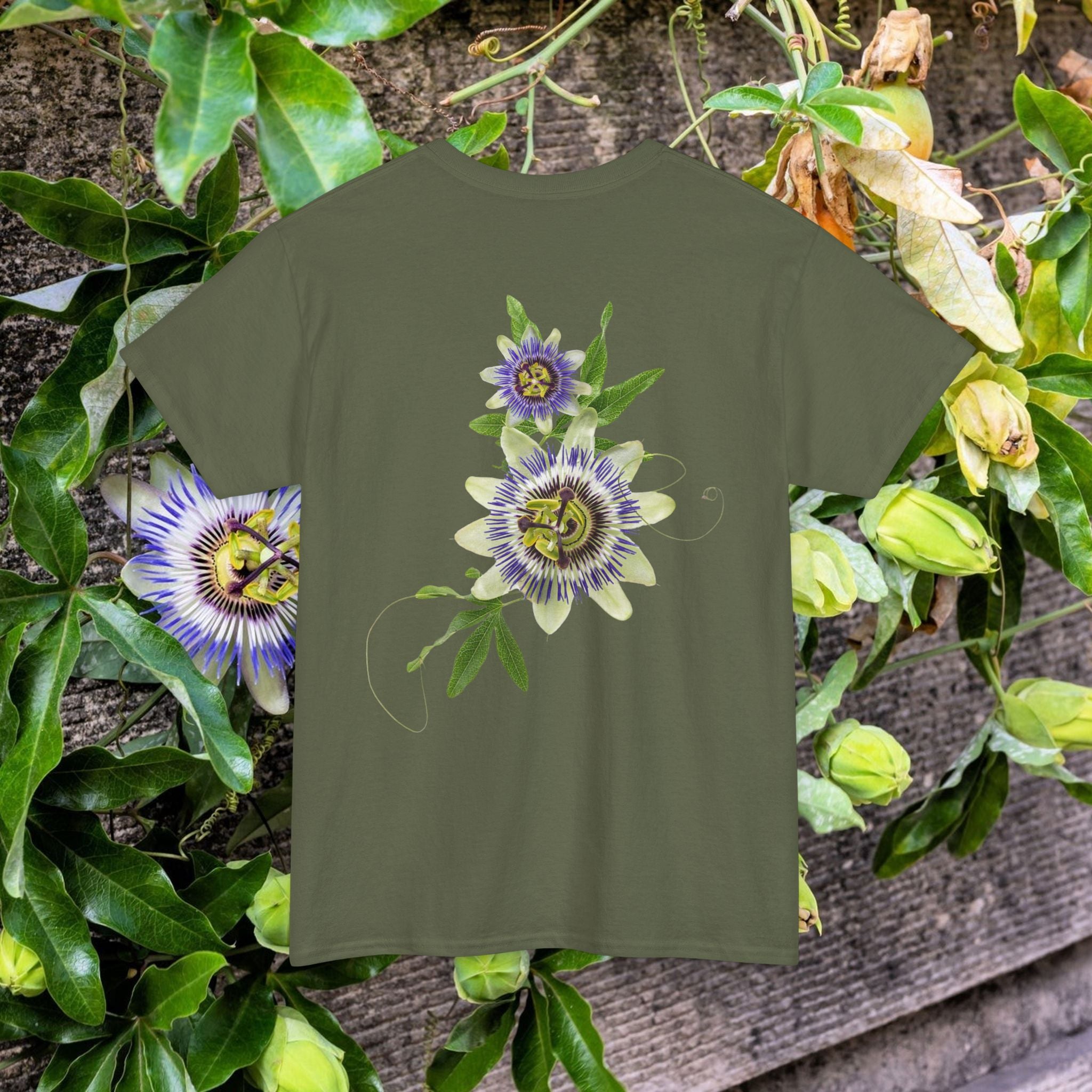 Flor De Parcha / Passion Flower Unisex Tee